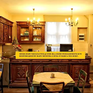 Przy Zoo Hostel